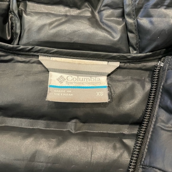 EX Columbia mid length black hood coat - Picture 1 of 3